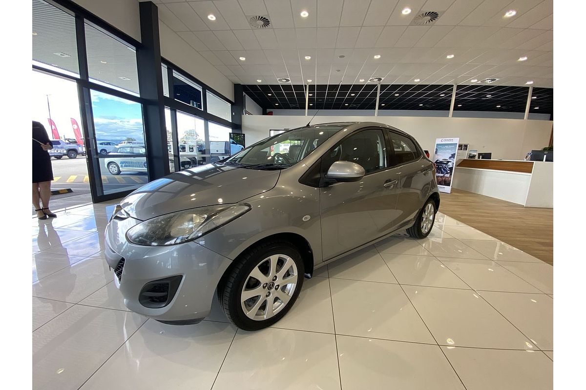 2014 Mazda 2 Neo Sport DE Series 2