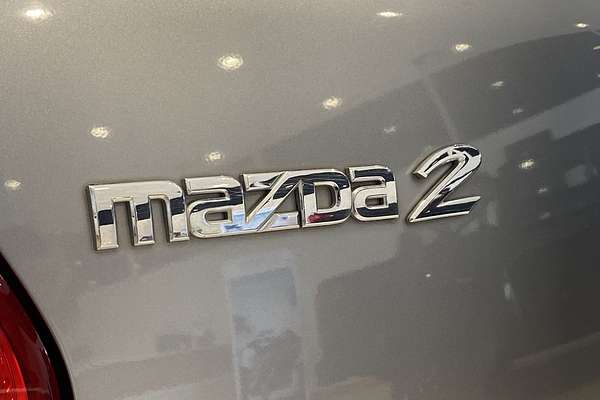 2014 Mazda 2 Neo Sport DE Series 2 thumb-12