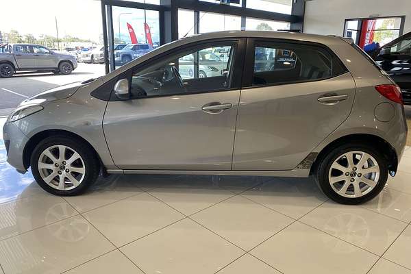 2014 Mazda 2 Neo Sport DE Series 2 thumb-14