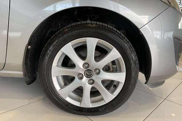 2014 Mazda 2 Neo Sport DE Series 2 thumb-16