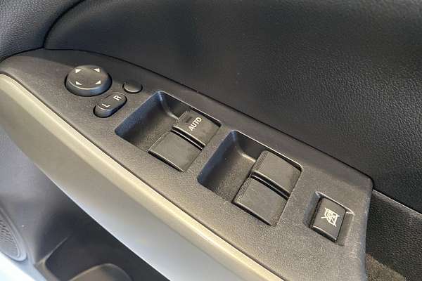 2014 Mazda 2 Neo Sport DE Series 2 thumb-19