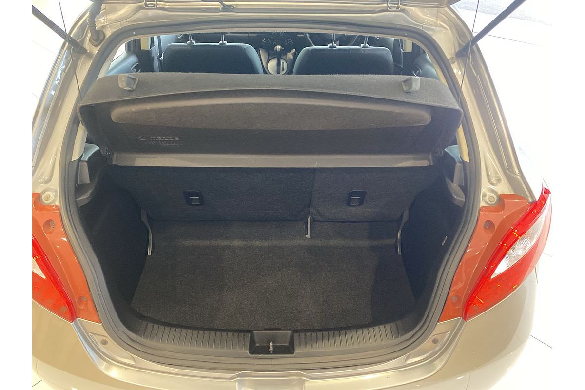 2014 Mazda 2 Neo Sport DE Series 2