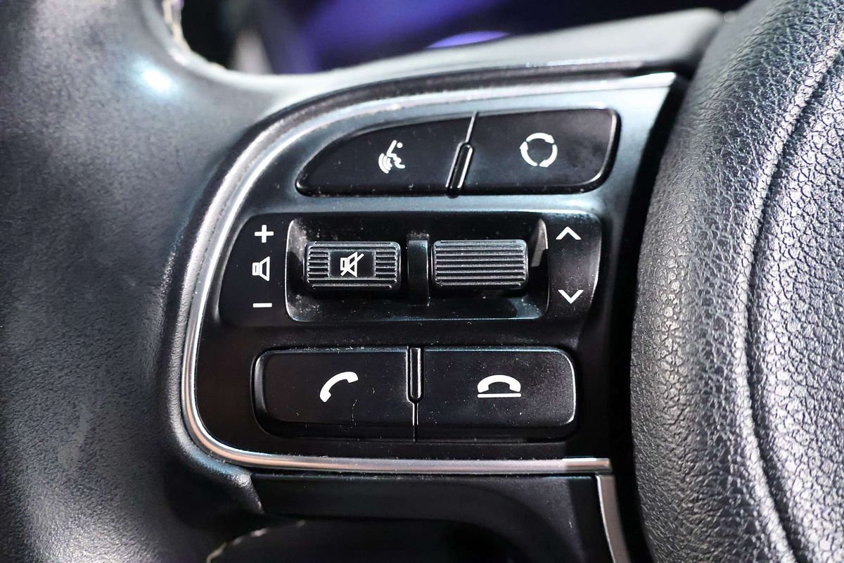 2021 Kia Niro Hybrid Sport DE