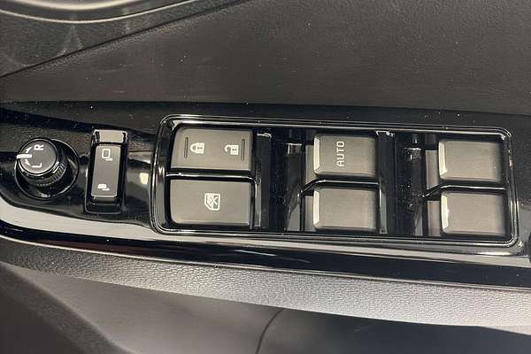 2025 Mazda BT-50 SP TF 4X4 thumb-19