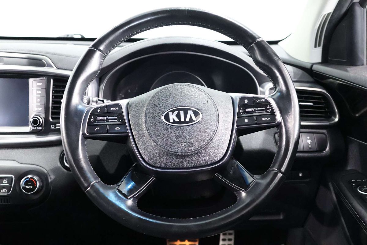 2019 Kia Sorento SLi UM