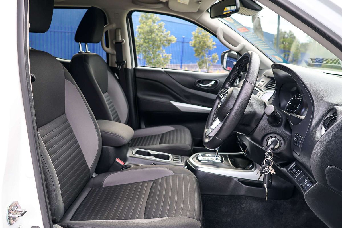 2022 Nissan Navara ST D23 Rear Wheel Drive image 24