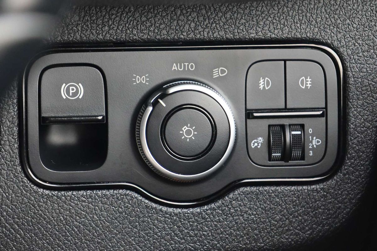 2021 Mercedes-Benz Sprinter 419CDI VS30 MWB Low Roof image 19