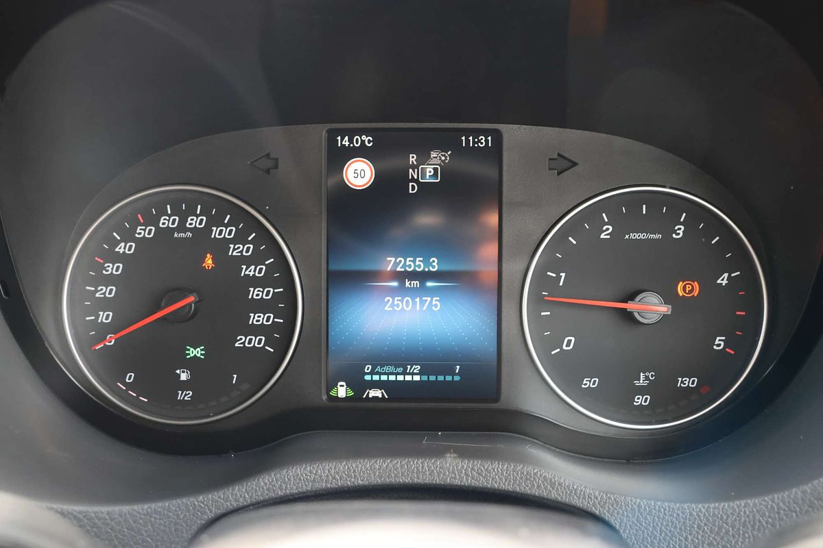 2021 Mercedes-Benz Sprinter 419CDI VS30 MWB Low Roof image 26