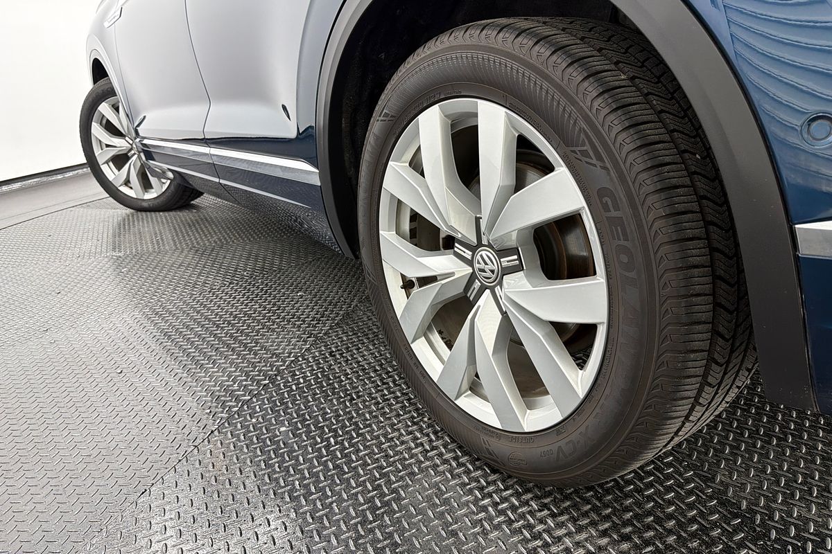 2020 Volkswagen Touareg 190TDI Premium CR