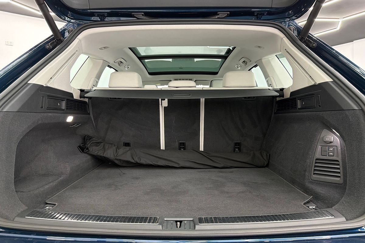 2020 Volkswagen Touareg 190TDI Premium CR