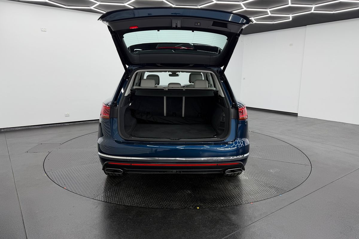 2020 Volkswagen Touareg 190TDI Premium CR