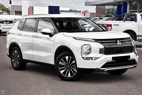 2026 Mitsubishi Outlander LS ZM