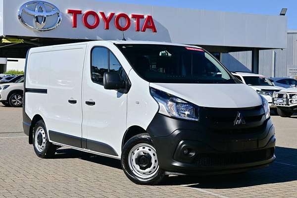 2020 Mitsubishi Express GLX SN SWB