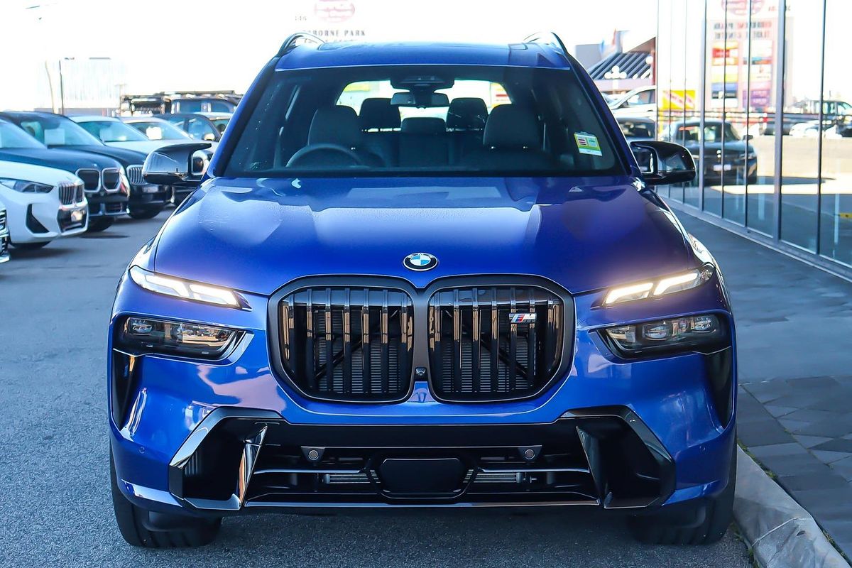 2026 BMW X7 M60i G07 LCI