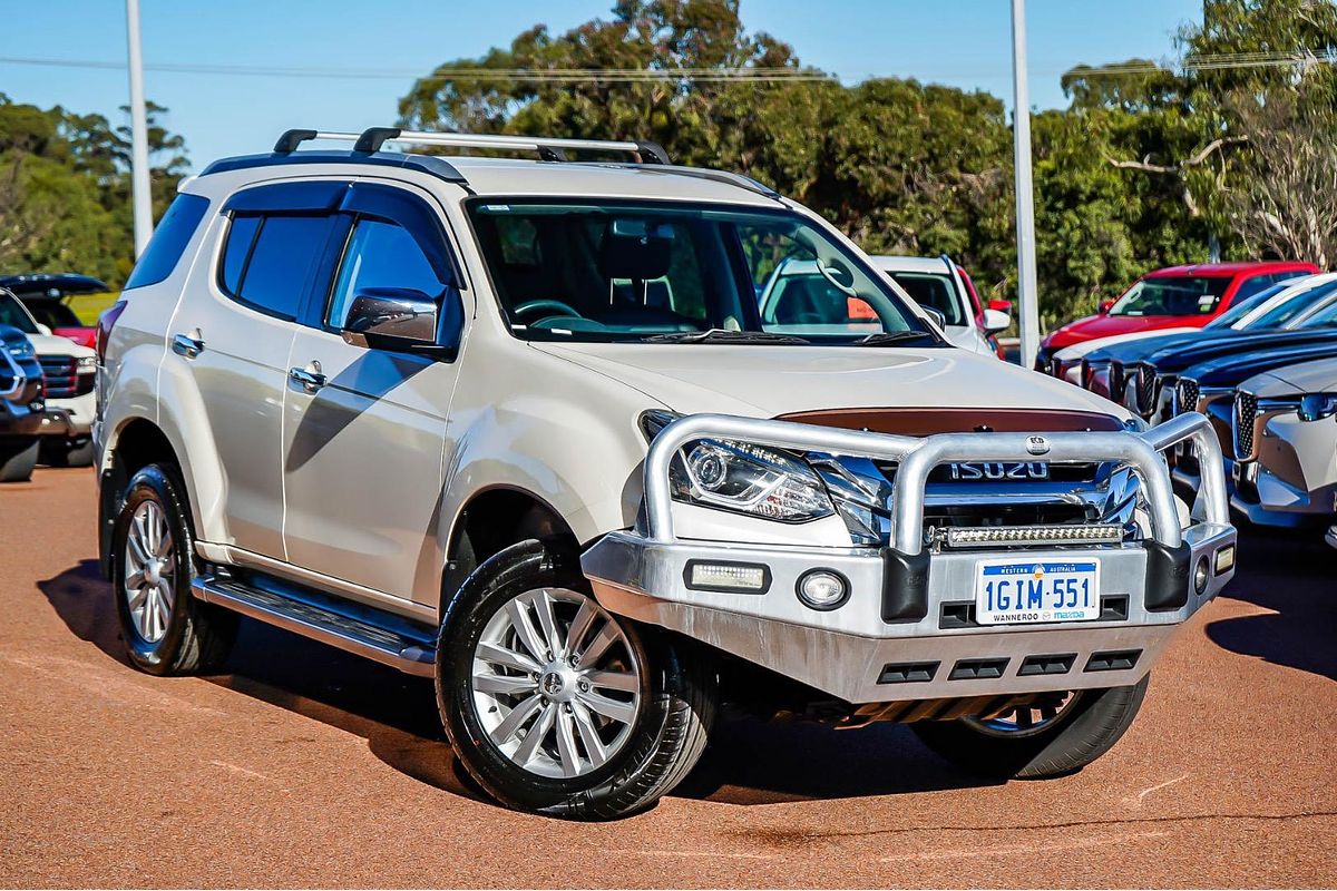 2017 Isuzu MU-X LS-T