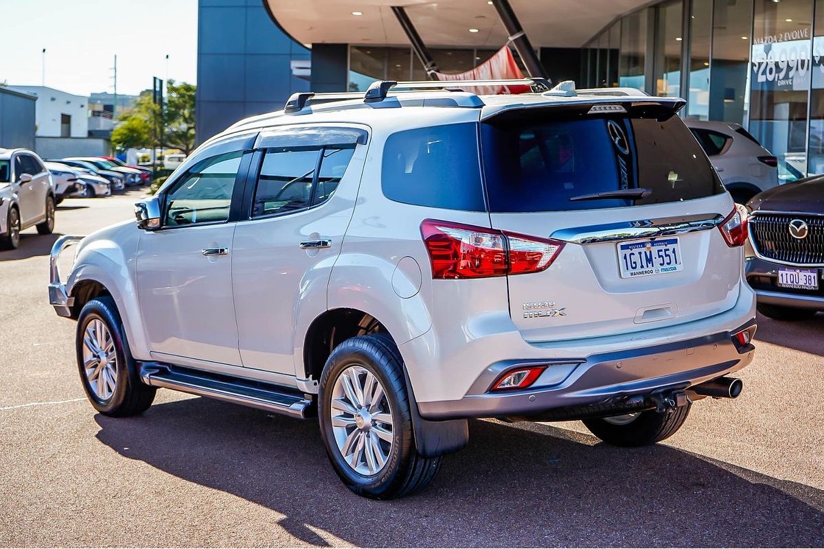 2017 Isuzu MU-X LS-T