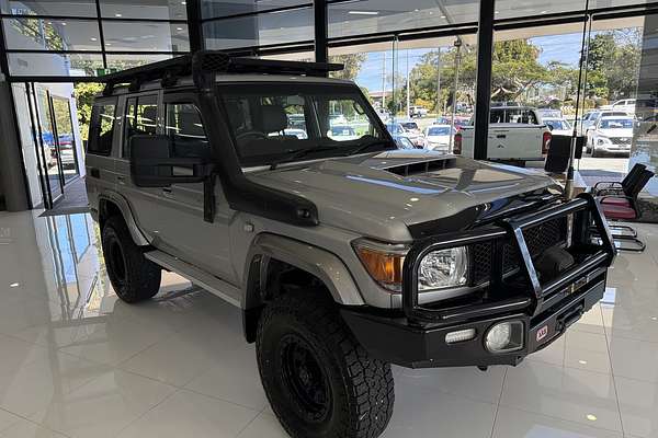 2021 Toyota Landcruiser GXL VDJ76R