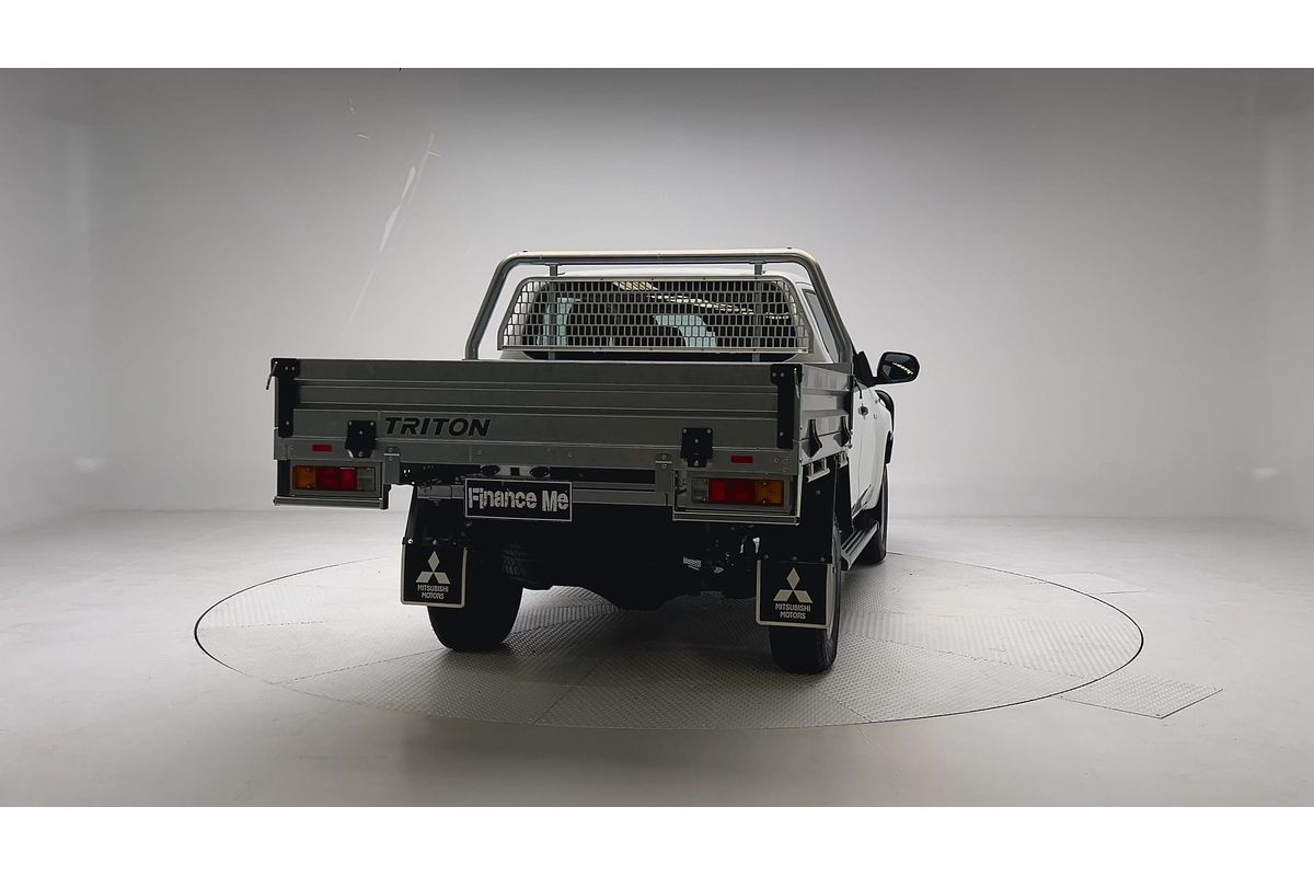 2024 Mitsubishi Triton GLX MR 4X4