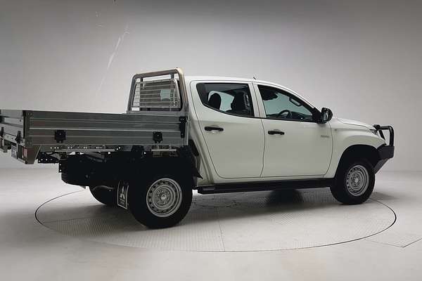 2024 Mitsubishi Triton GLX MR 4X4 thumb-2