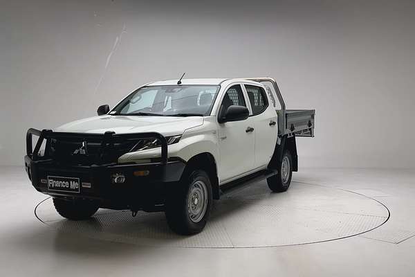 2024 Mitsubishi Triton GLX MR 4X4 thumb-5