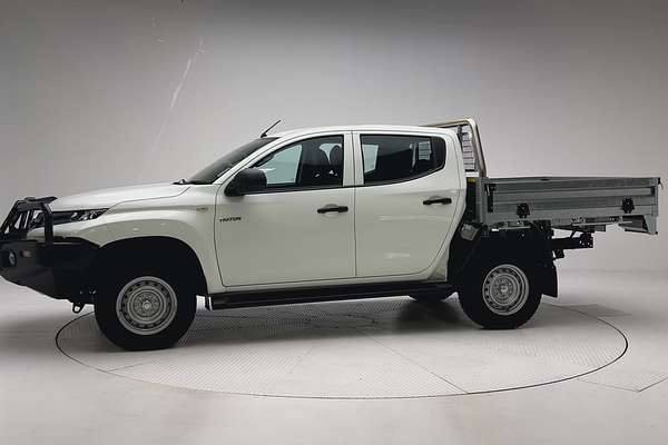 2024 Mitsubishi Triton GLX MR 4X4 thumb-6