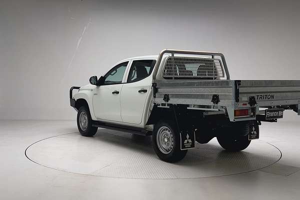 2024 Mitsubishi Triton GLX MR 4X4 thumb-8