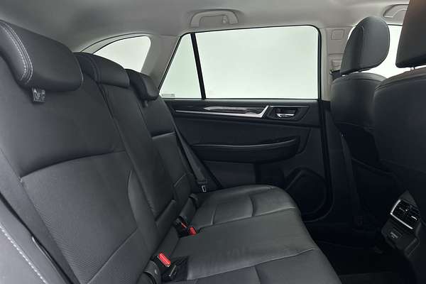 2018 Subaru Outback 2.5i Premium 5GEN thumb-11