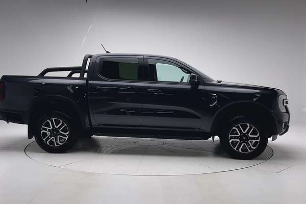 2022 Ford Ranger XLT 4X4 3.0L thumb-8