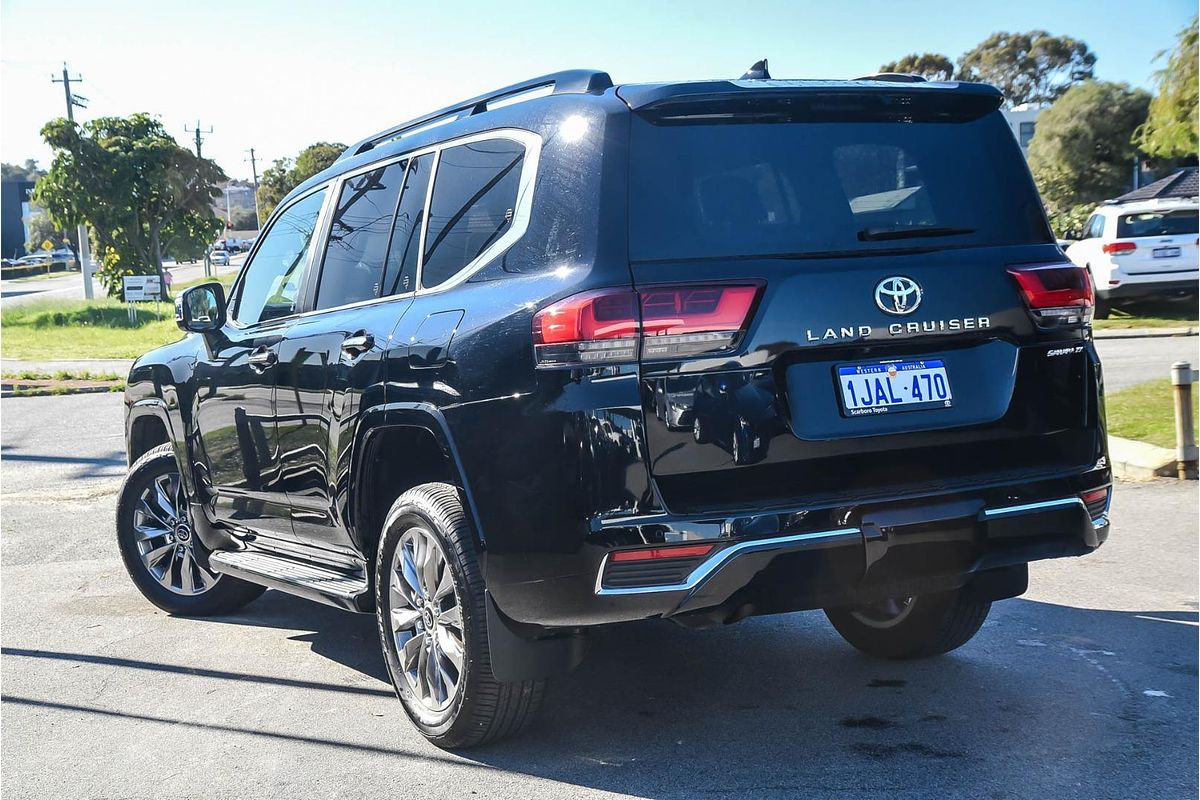 2023 Toyota Landcruiser Sahara ZX FJA300R