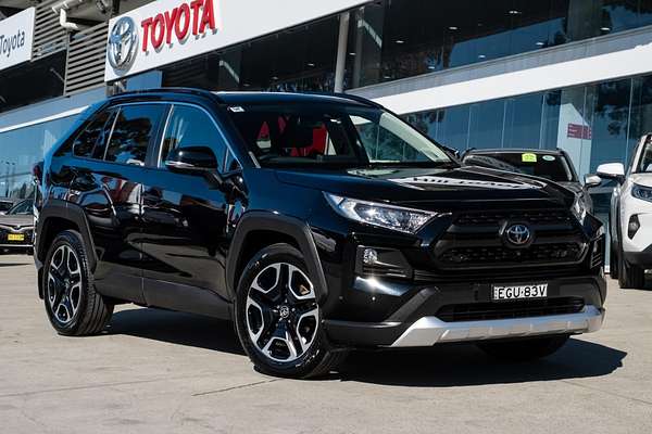2019 Toyota RAV4 Edge AXAA54R