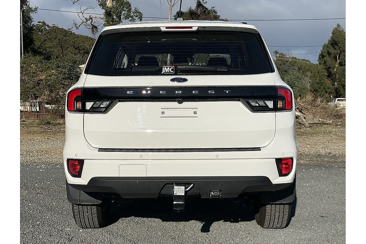 2025 Ford Everest Ambiente 2.0L