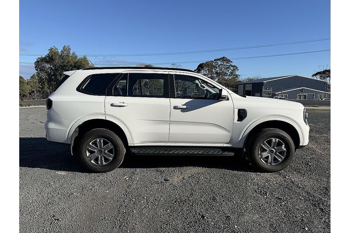 2025 Ford Everest Ambiente 2.0L