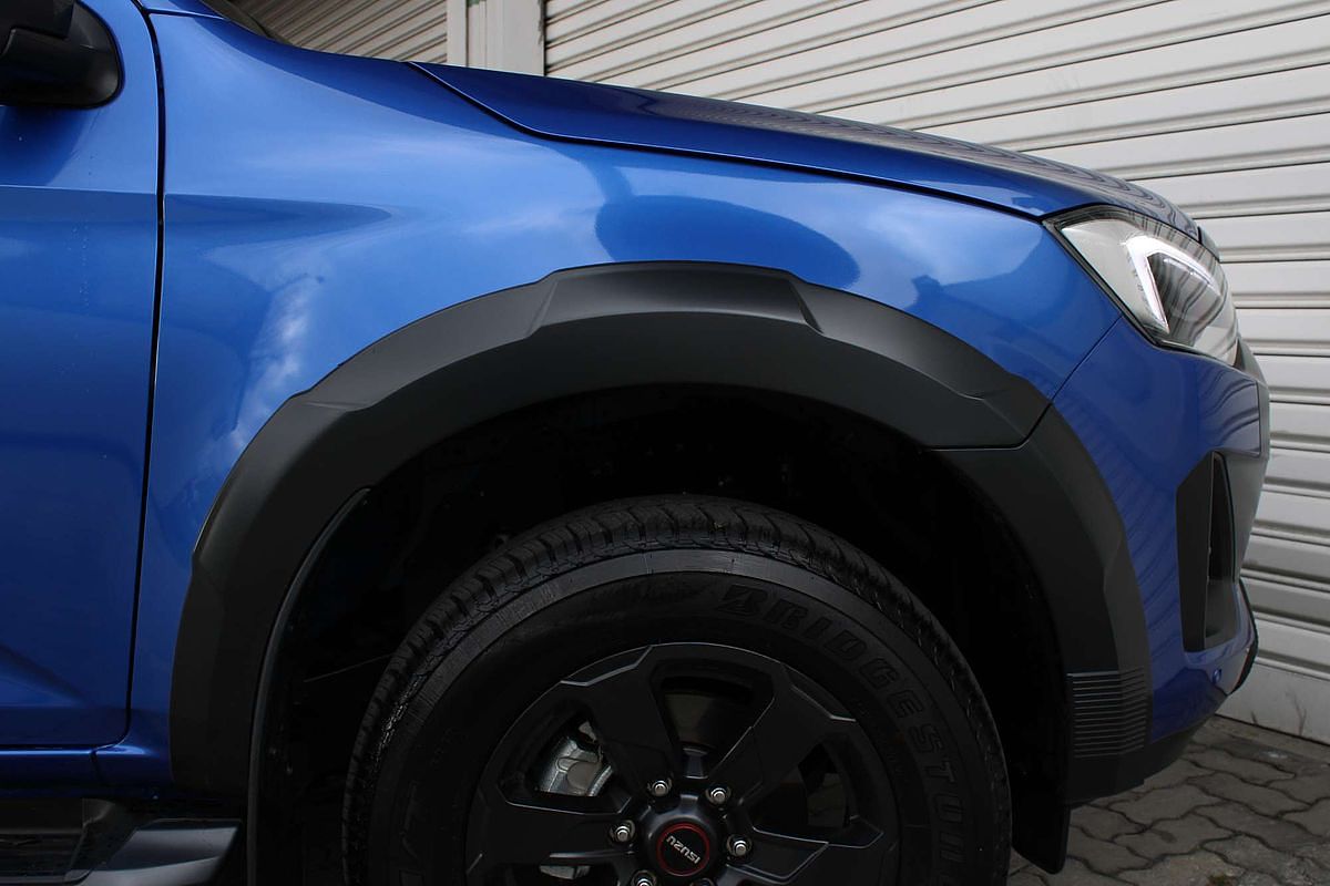 2025 Isuzu D-MAX X-TERRAIN 4X4