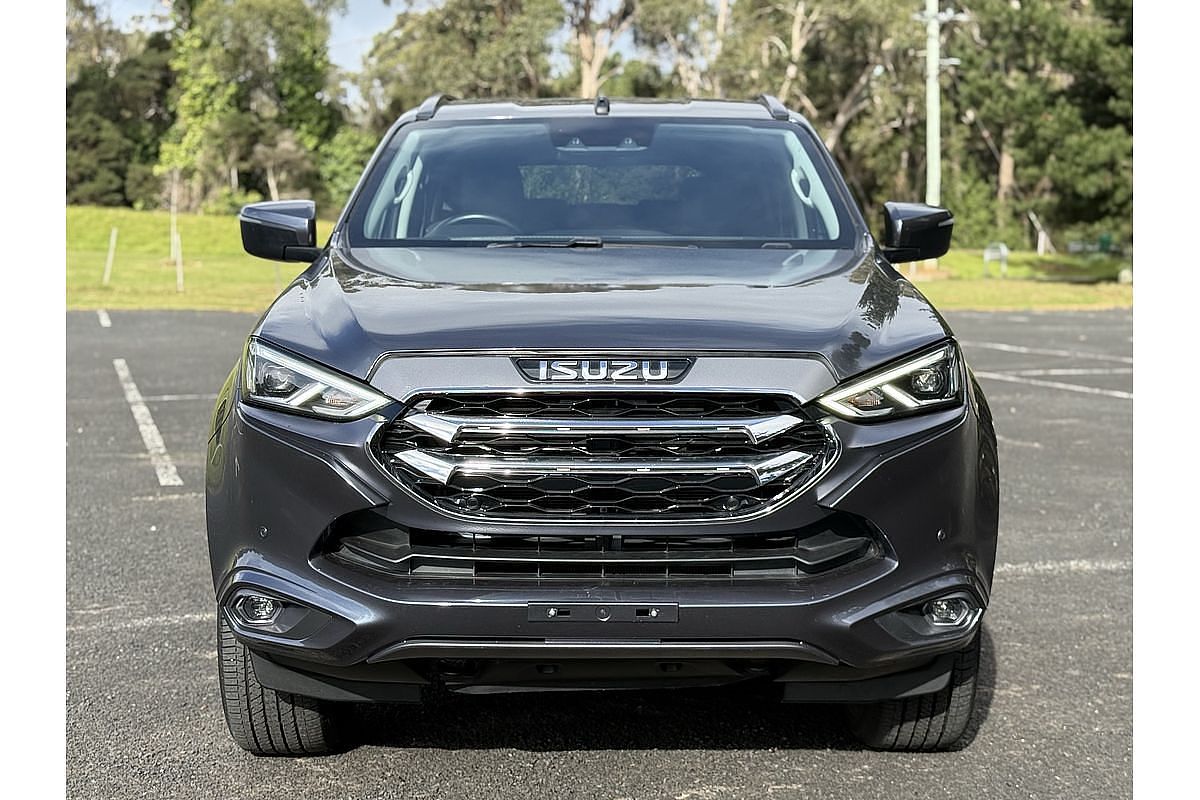 2023 Isuzu MU-X LS-T