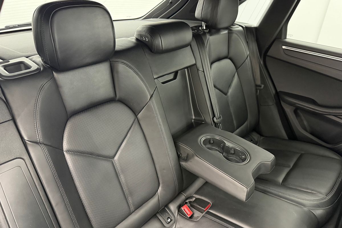 2018 Porsche Macan 95B