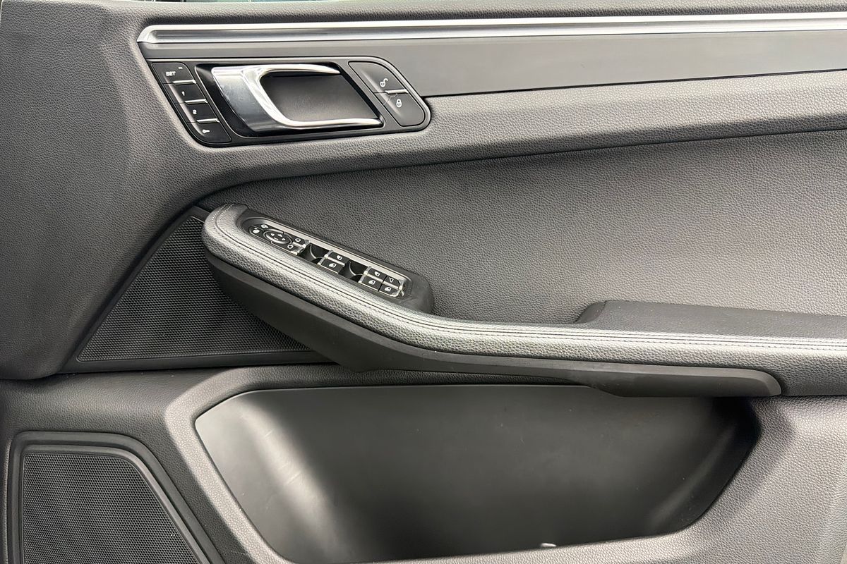 2018 Porsche Macan 95B
