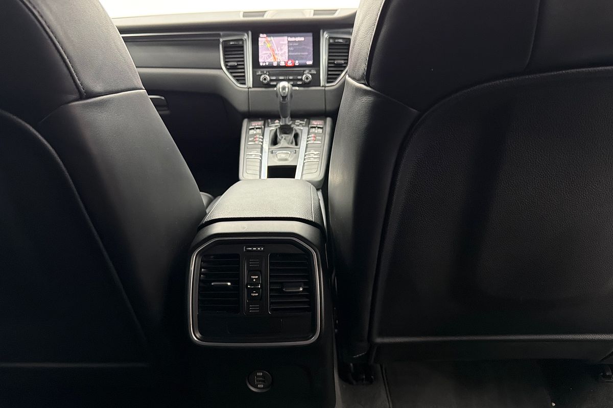 2018 Porsche Macan 95B