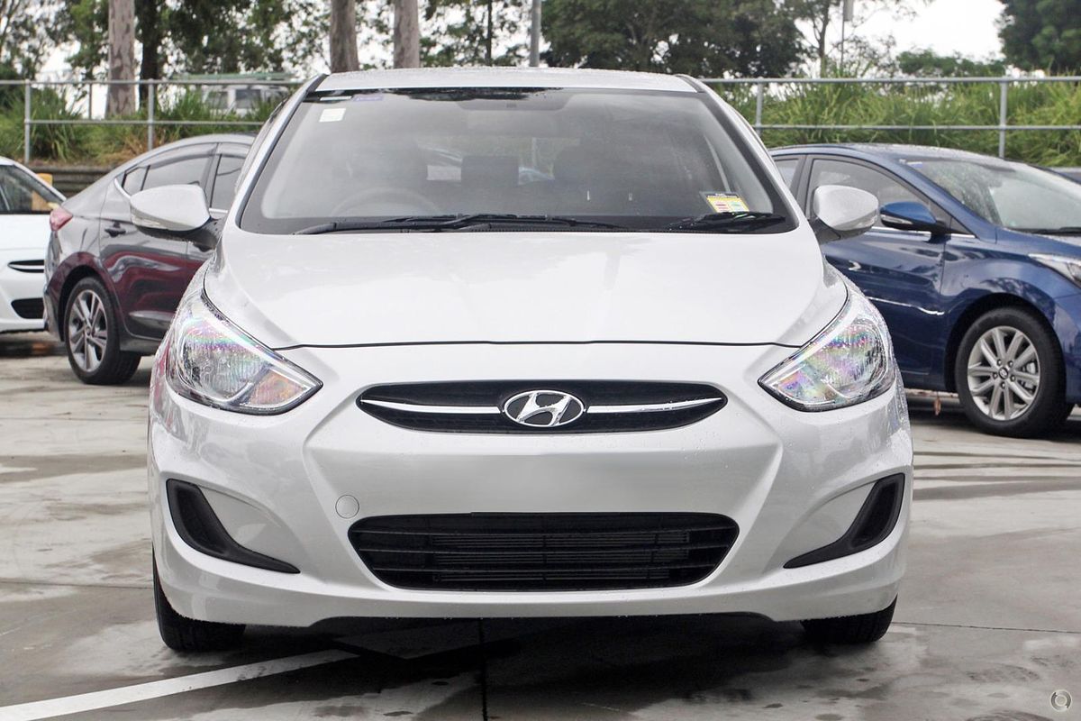 2016 Hyundai Accent Active RB3