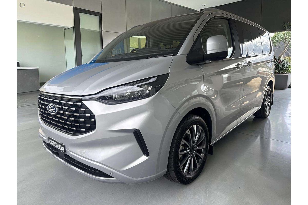 2025 Ford Tourneo Titanium X AV SWB