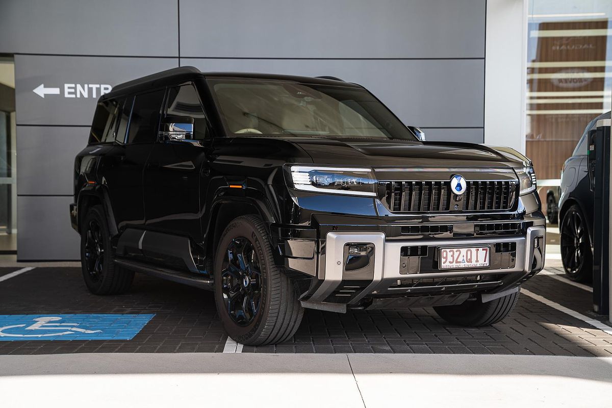 2026 DENZA B8