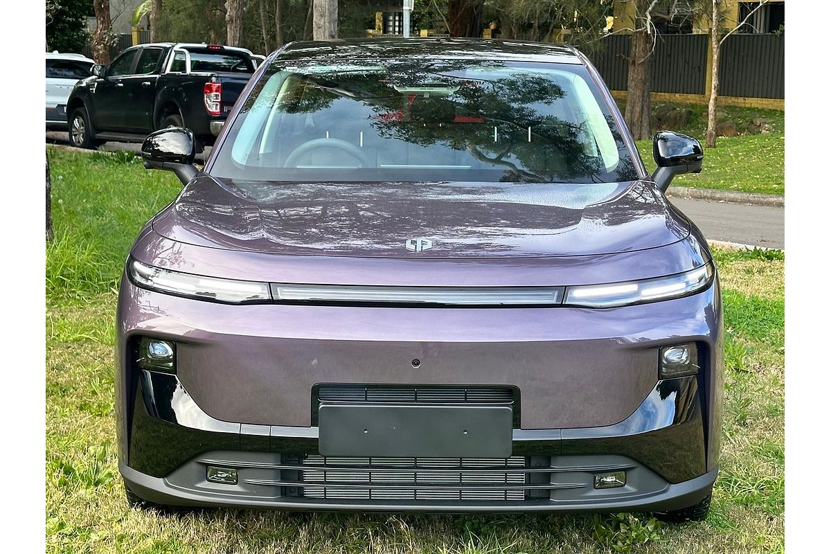 2026 Leapmotor B10 Design Hybrid EV A12
