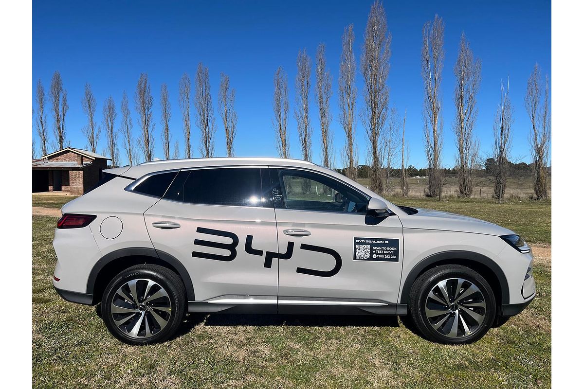2026 BYD SEALION 6 Premium Extended Range
