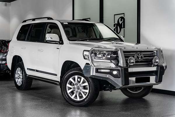 2016 Toyota Landcruiser Sahara VDJ200R