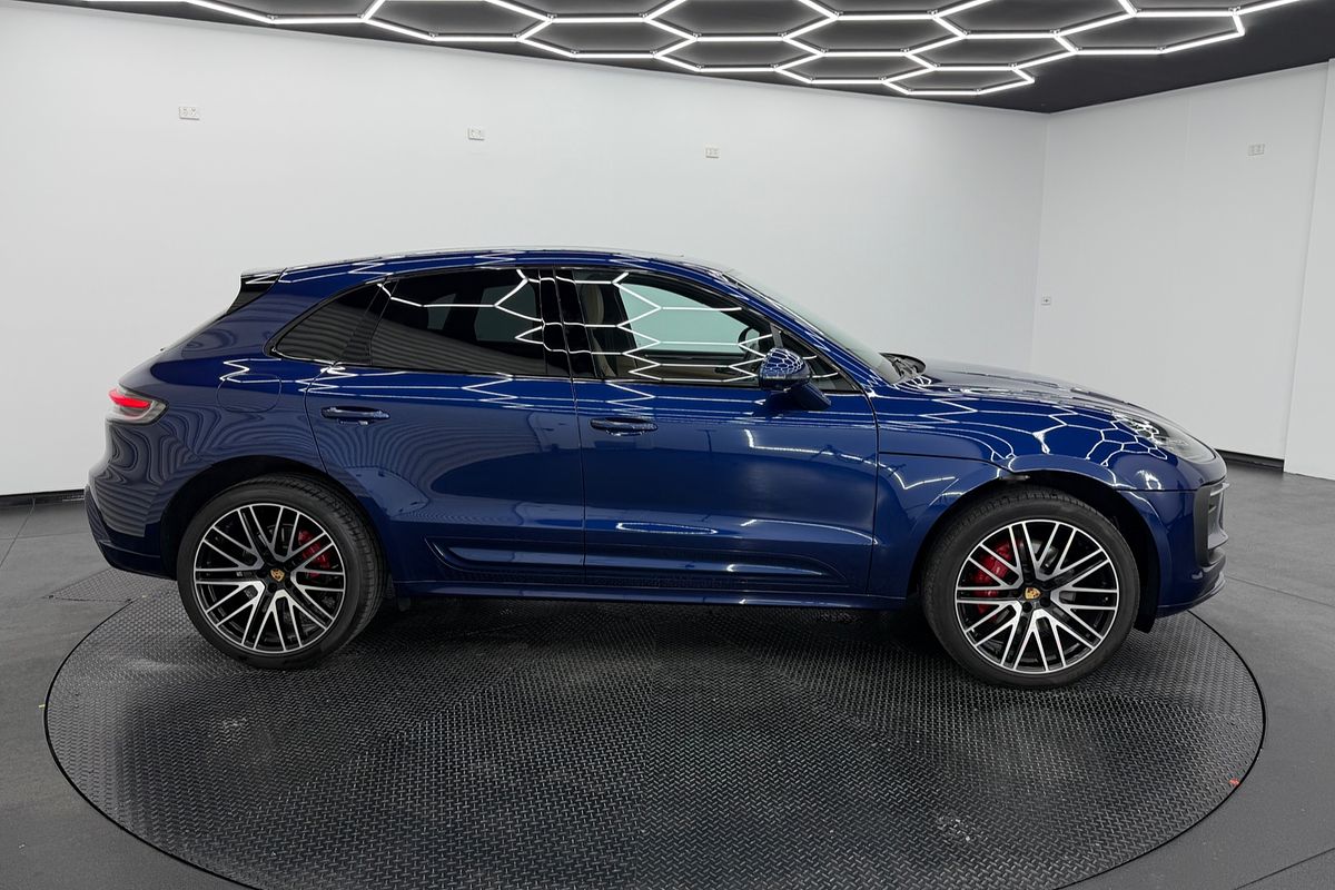2024 Porsche Macan S 95B