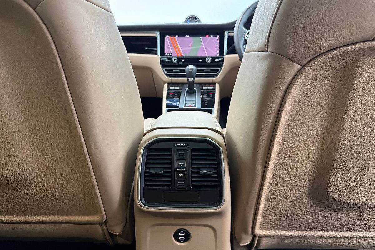 2024 Porsche Macan S 95B