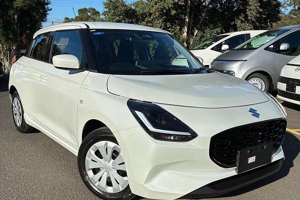 2026 Suzuki Swift Hybrid UZ