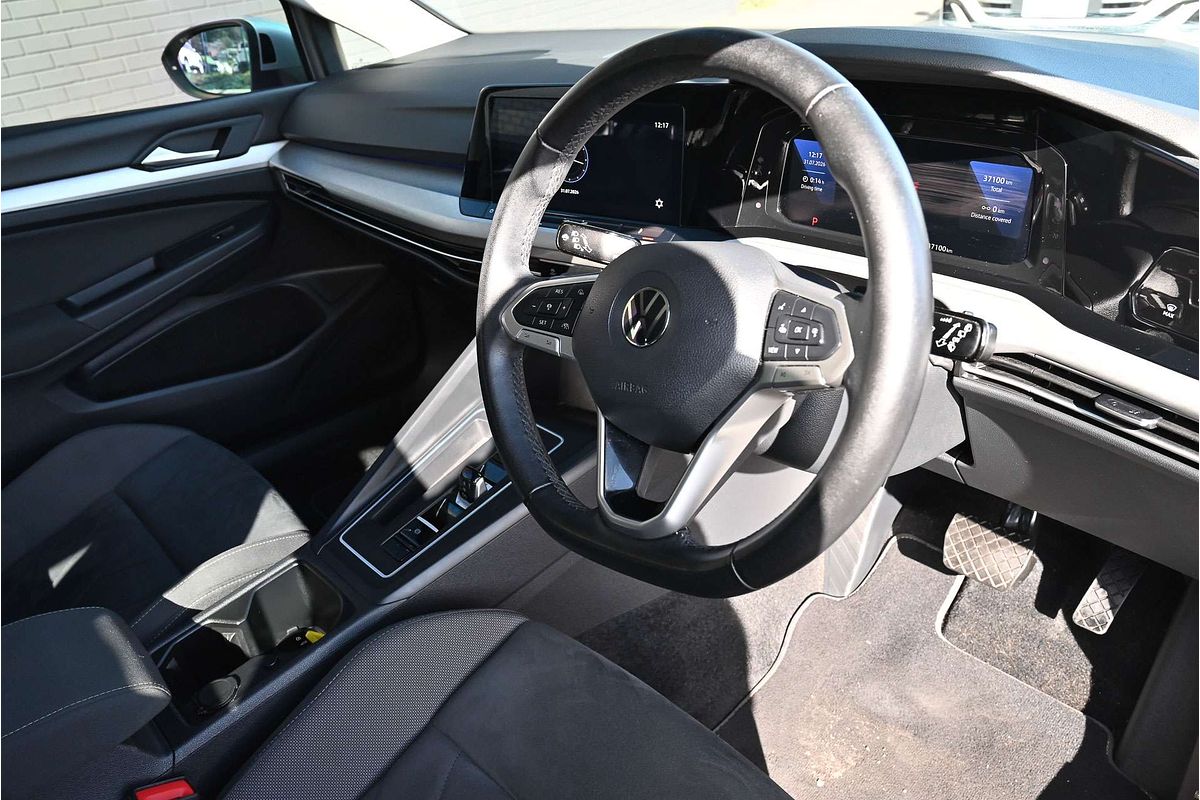 2022 Volkswagen Golf 110TSI Life 8