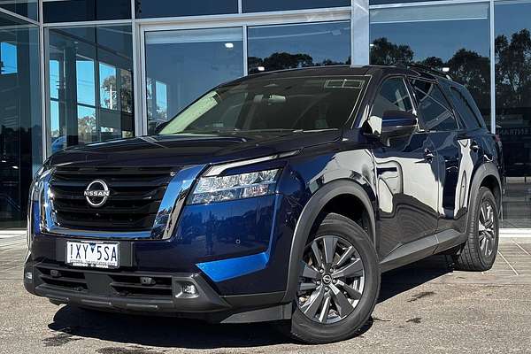 2022 Nissan Pathfinder ST-L R53