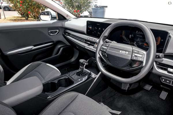 2026 Kia K4 S CL4m thumb-5