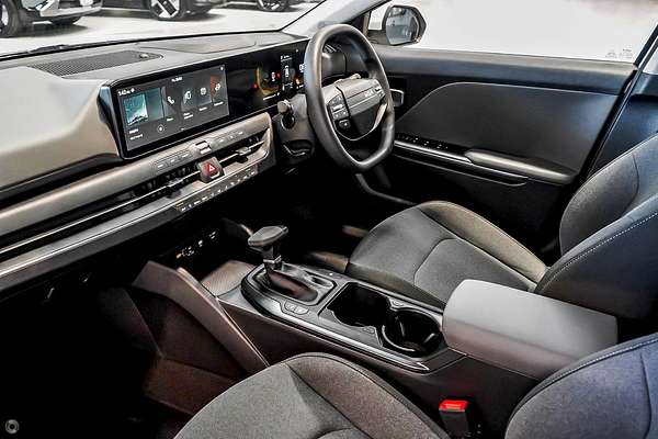 2026 Kia K4 S CL4m thumb-6